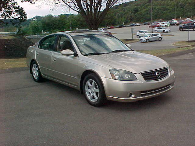 used 2006 Nissan Altima car, priced at $7,599