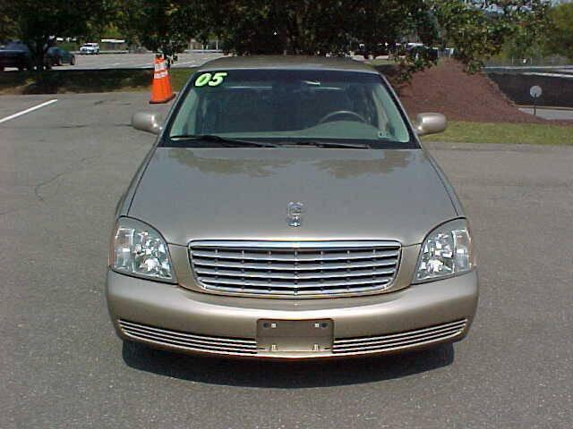 used 2005 Cadillac DeVille car, priced at $7,499