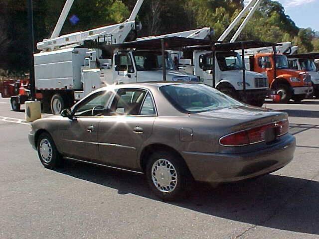 used 2004 Buick Century car, priced at $6,999