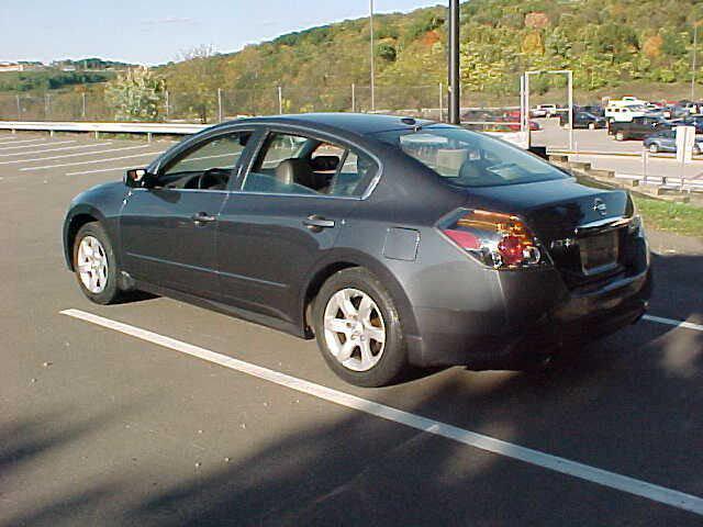 used 2009 Nissan Altima car, priced at $7,499