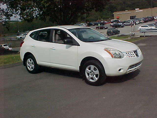 used 2009 Nissan Rogue car, priced at $8,599