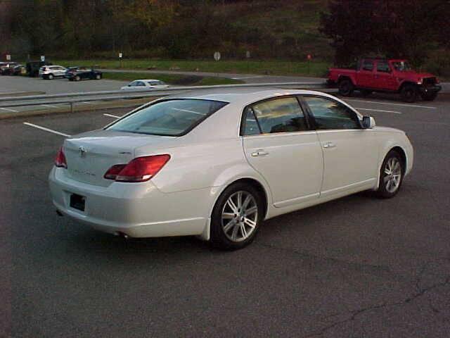 used 2006 Toyota Avalon car, priced at $8,599