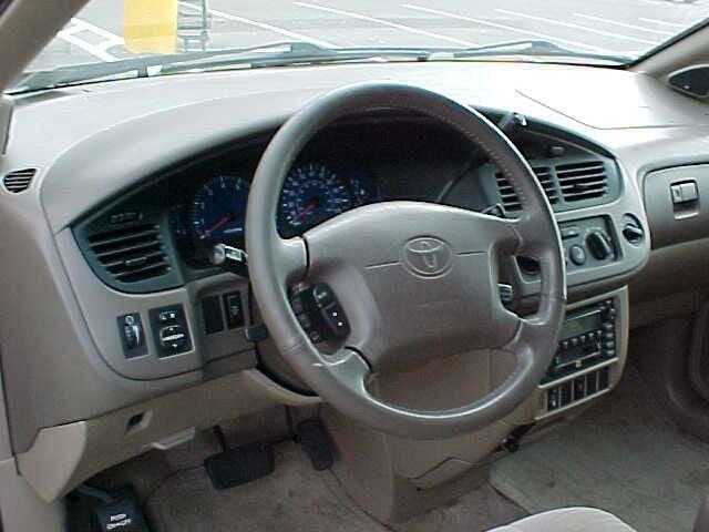 used 2002 Toyota Sienna car, priced at $6,999