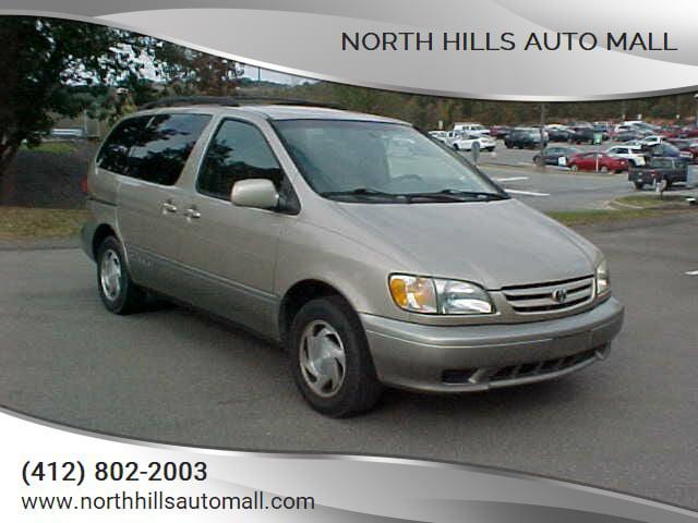 used 2002 Toyota Sienna car, priced at $6,999