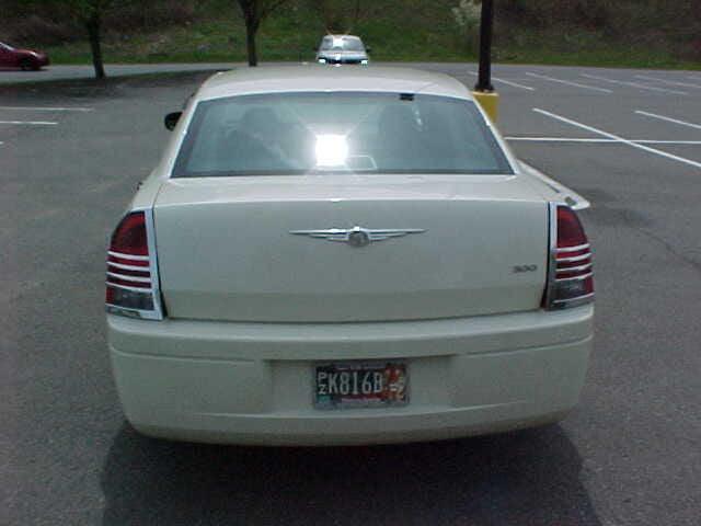 used 2005 Chrysler 300 car, priced at $15,999
