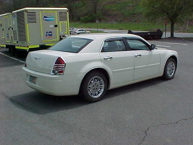 used 2005 Chrysler 300 car, priced at $15,999