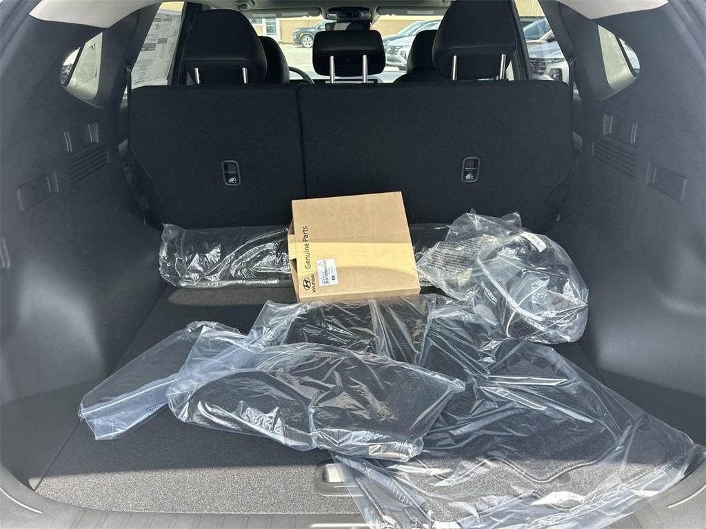 new 2025 Hyundai TUCSON Hybrid car, priced at $36,040