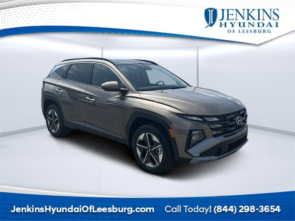 new 2025 Hyundai TUCSON Hybrid car, priced at $36,040