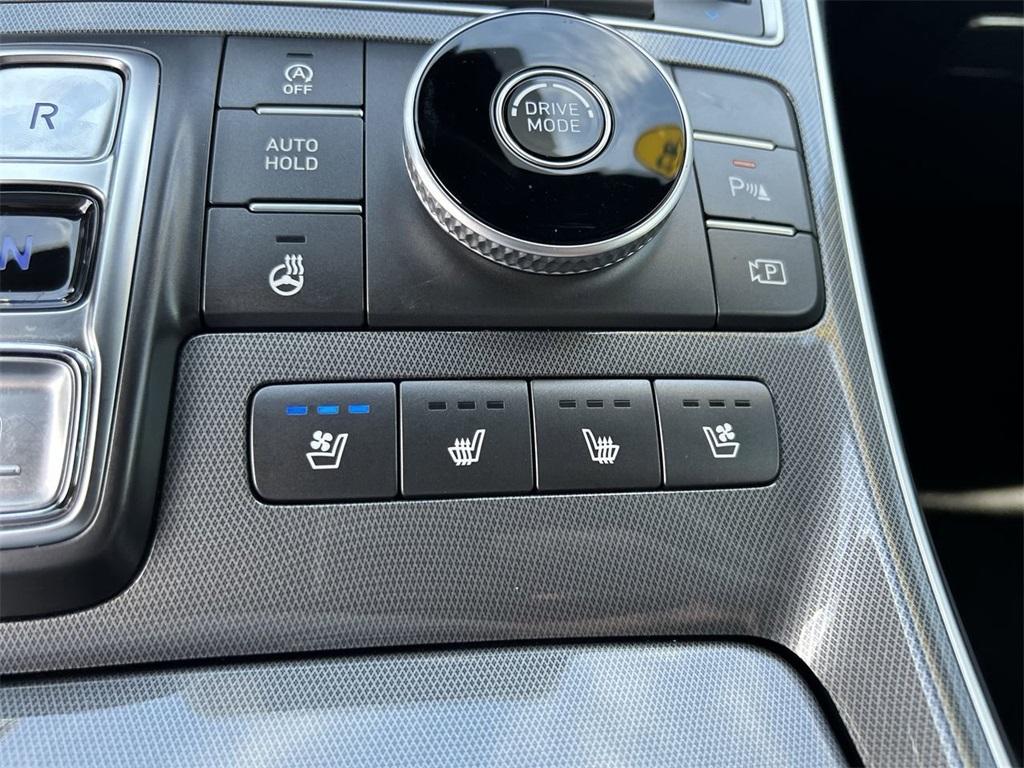 used 2023 Hyundai Santa Fe car, priced at $31,450