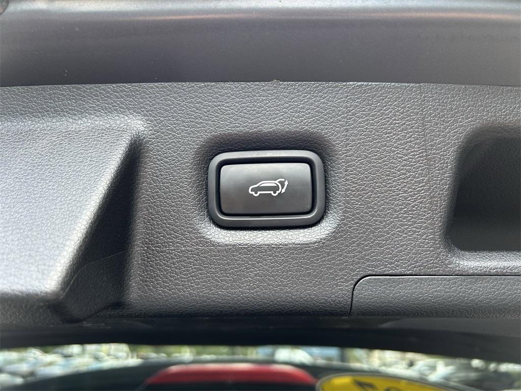 used 2022 Hyundai Santa Fe car, priced at $31,250