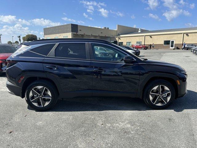 new 2025 Hyundai TUCSON Hybrid car, priced at $36,285