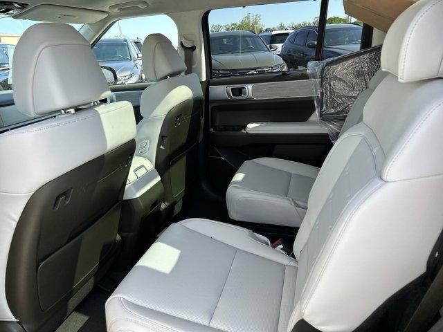 new 2025 Hyundai SANTA FE HEV car, priced at $48,085