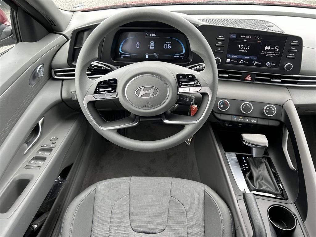 new 2025 Hyundai Elantra car, priced at $22,404