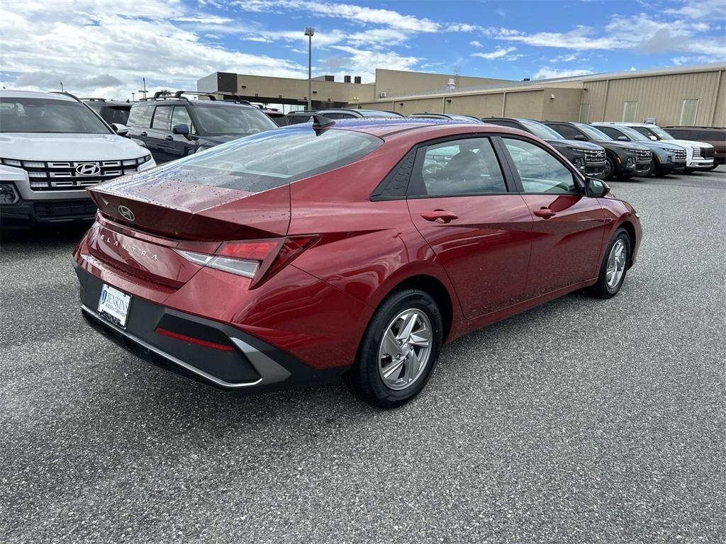 new 2025 Hyundai Elantra car, priced at $22,404