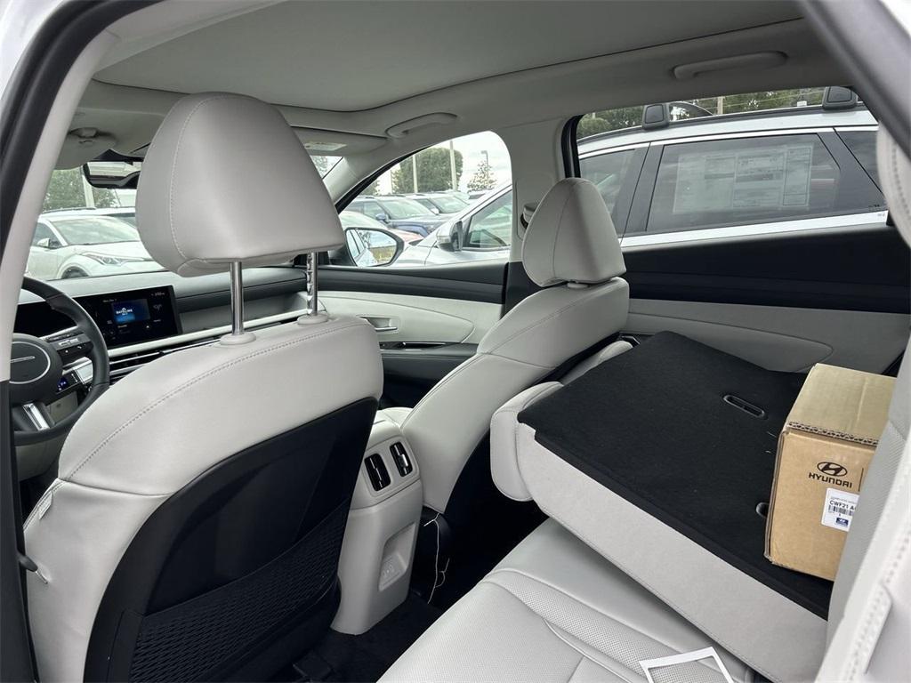 new 2026 Hyundai TUCSON Hybrid car, priced at $41,775