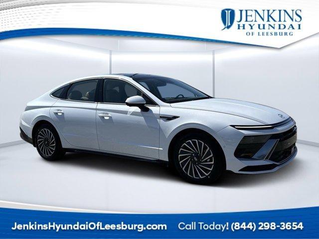 new 2025 Hyundai Sonata Hybrid car, priced at $38,327