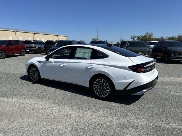 new 2025 Hyundai Sonata Hybrid car, priced at $38,327