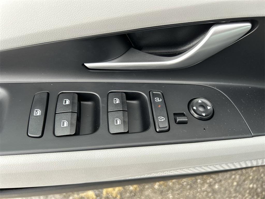 new 2025 Hyundai ELANTRA HEV car, priced at $28,584
