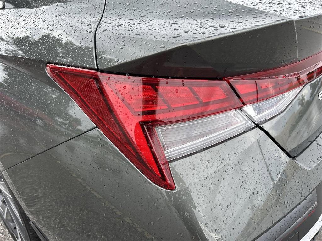 new 2025 Hyundai ELANTRA HEV car, priced at $28,584