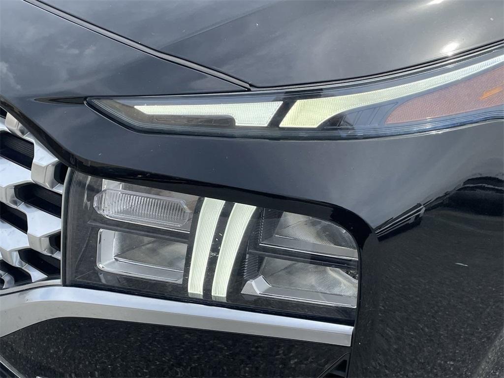 used 2021 Hyundai Santa Fe car, priced at $17,490