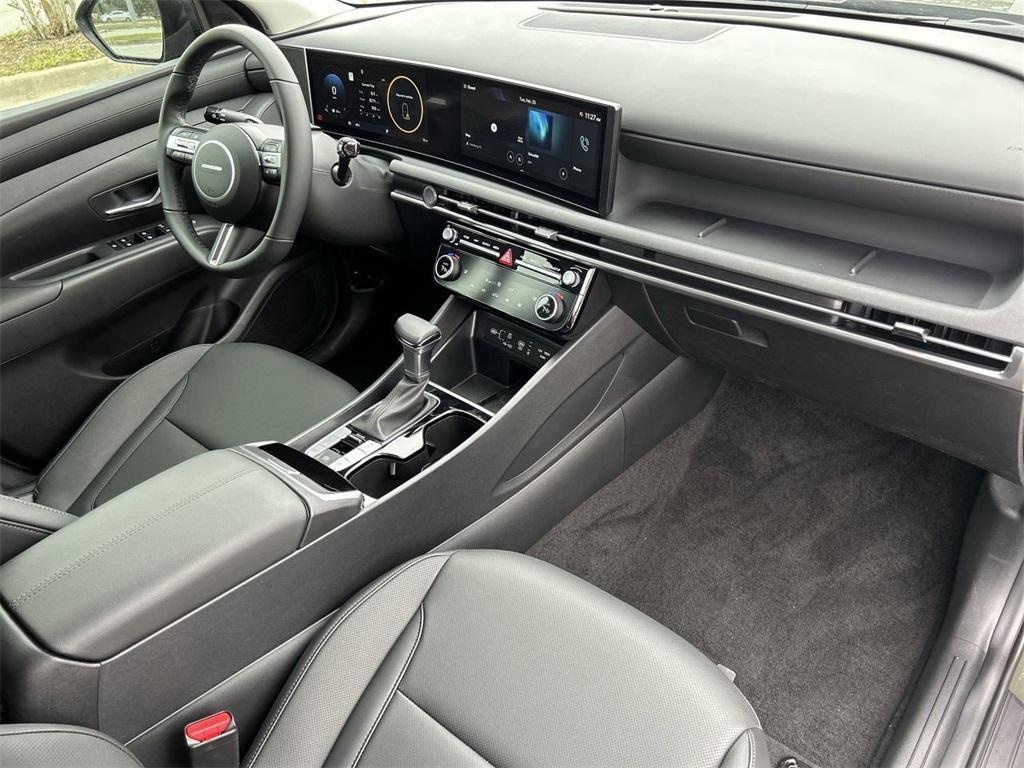 new 2025 Hyundai Tucson car, priced at $32,211