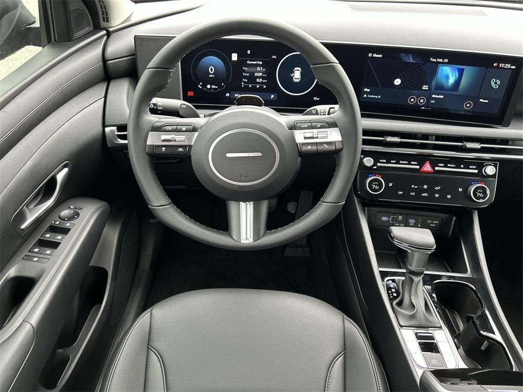 new 2025 Hyundai Tucson car, priced at $32,211