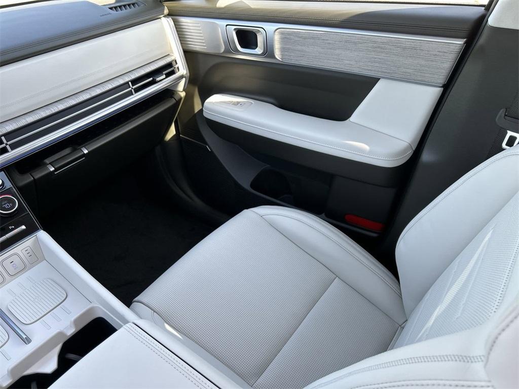 new 2025 Hyundai Santa Fe car, priced at $45,190