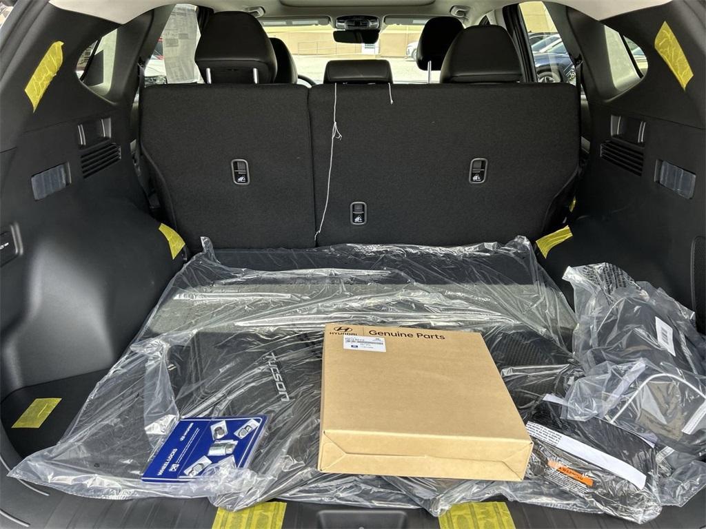 new 2025 Hyundai TUCSON Hybrid car, priced at $41,066