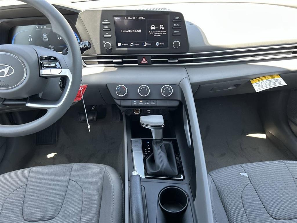 new 2025 Hyundai Elantra car, priced at $21,854