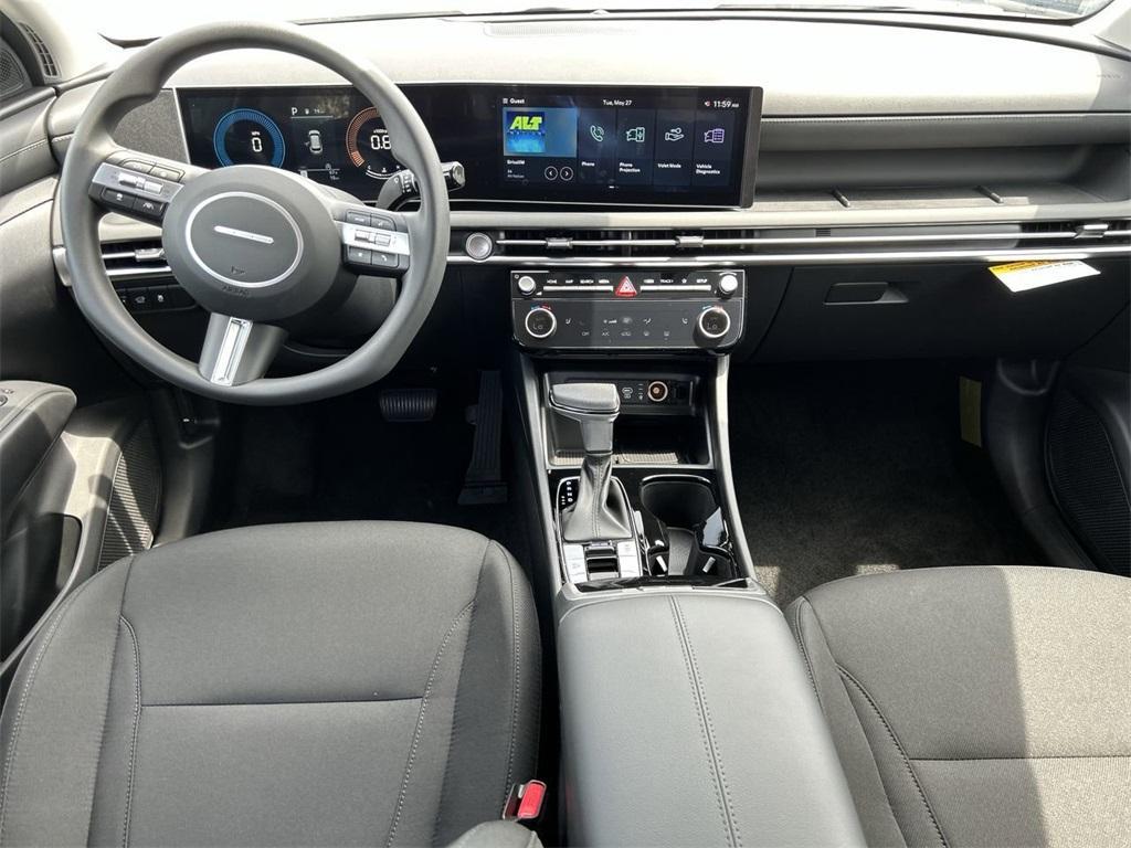 new 2025 Hyundai Tucson car, priced at $30,502