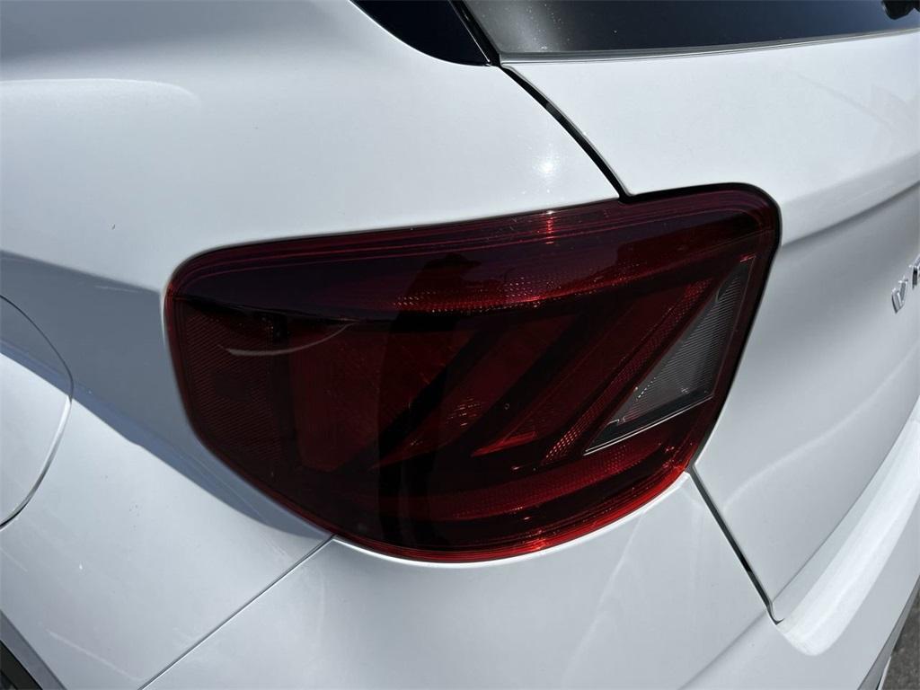 new 2025 Hyundai Venue car, priced at $24,222