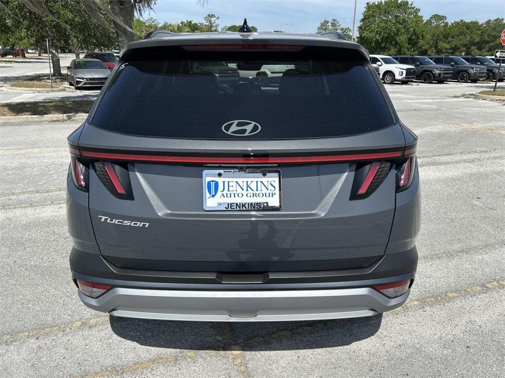 new 2025 Hyundai Tucson car, priced at $32,300