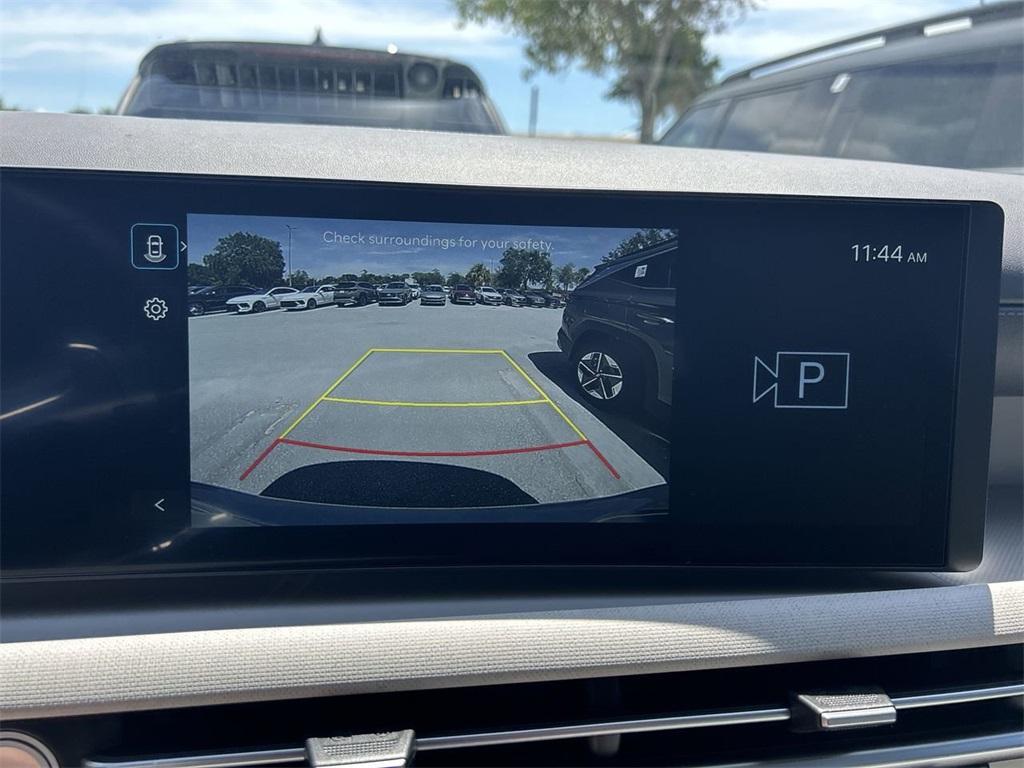 new 2025 Hyundai TUCSON Hybrid car, priced at $36,368