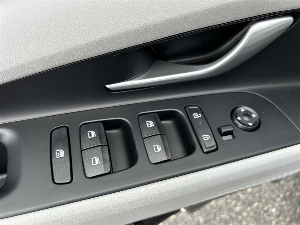 new 2025 Hyundai Elantra car, priced at $26,446