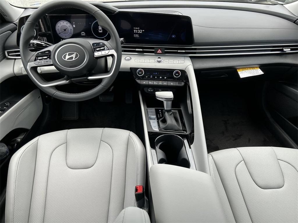 new 2025 Hyundai Elantra car, priced at $26,446