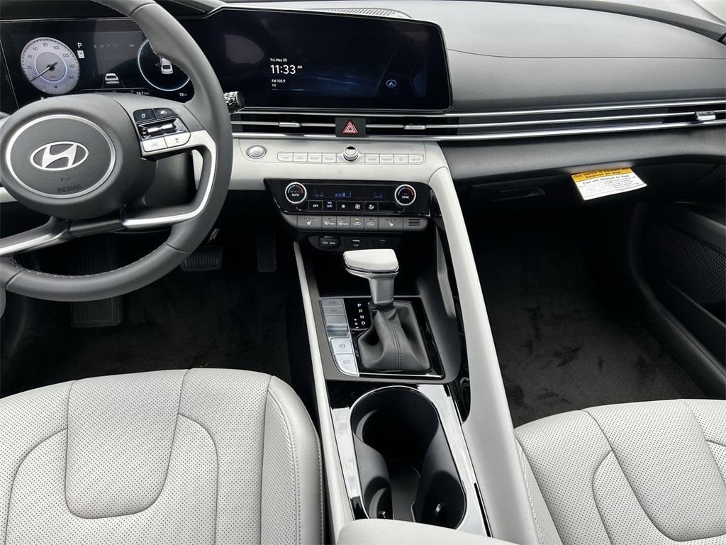 new 2025 Hyundai Elantra car, priced at $26,446