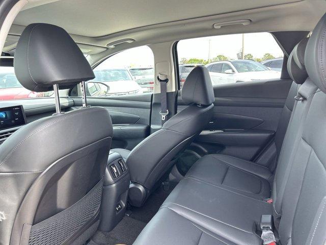 new 2025 Hyundai TUCSON Hybrid car, priced at $35,928