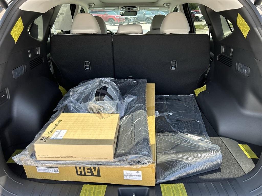 used 2025 Hyundai TUCSON Hybrid car, priced at $33,975