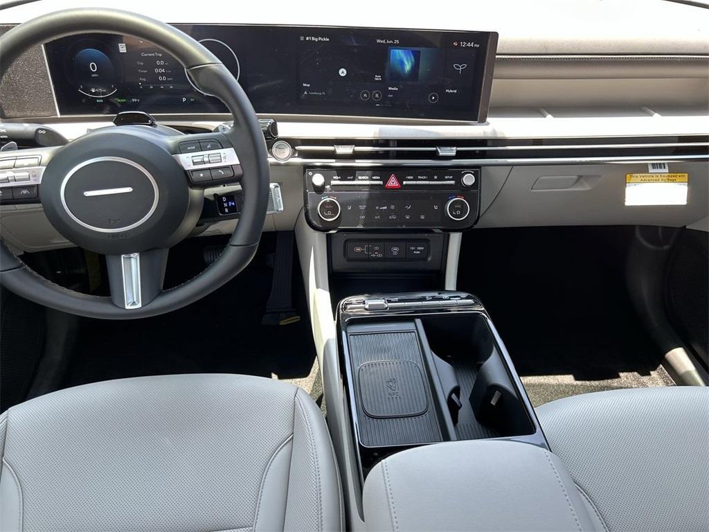 used 2025 Hyundai TUCSON Hybrid car, priced at $33,975