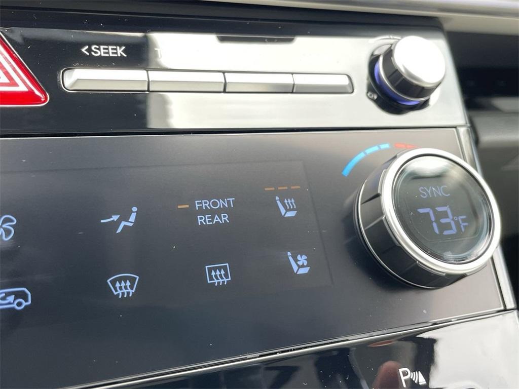 new 2025 Hyundai Santa Fe car, priced at $45,811