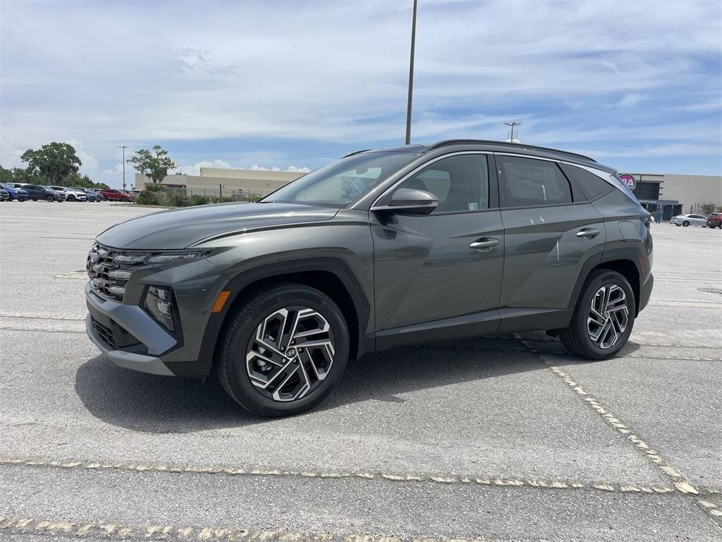 new 2025 Hyundai TUCSON Hybrid car, priced at $40,945