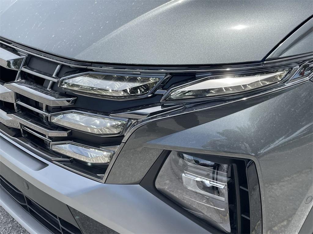 new 2025 Hyundai TUCSON Hybrid car, priced at $40,945