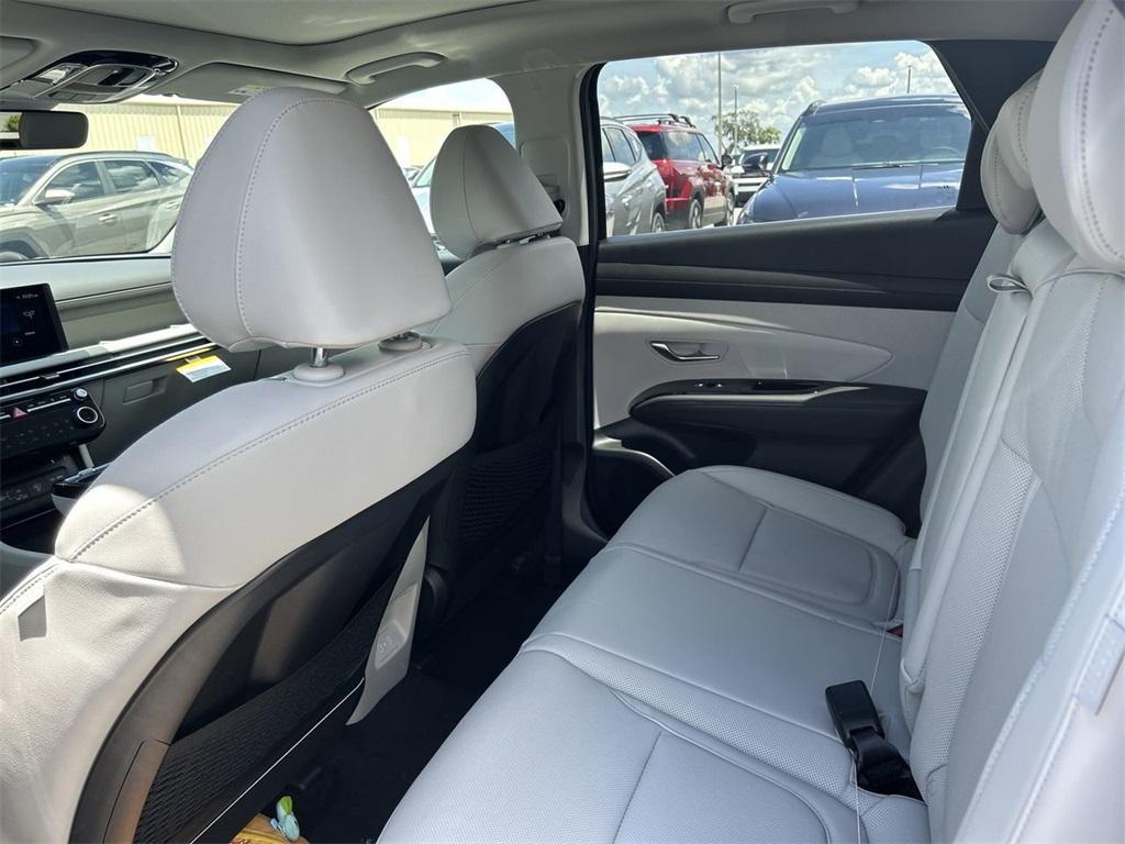 new 2025 Hyundai TUCSON Hybrid car, priced at $40,760