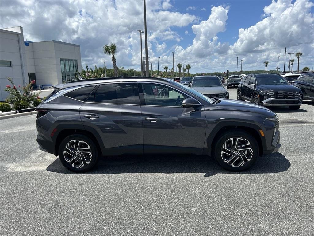 new 2025 Hyundai TUCSON Hybrid car, priced at $40,760