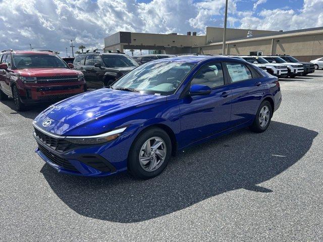 new 2025 Hyundai Elantra car, priced at $22,737