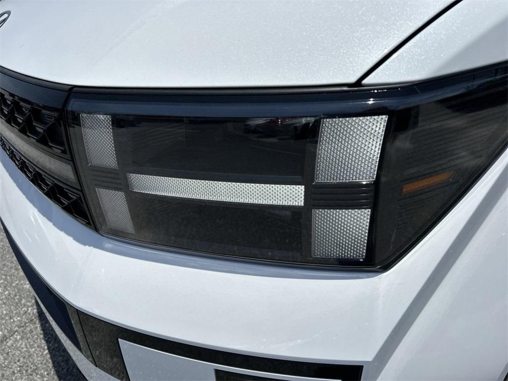 new 2025 Hyundai SANTA FE HEV car, priced at $46,924