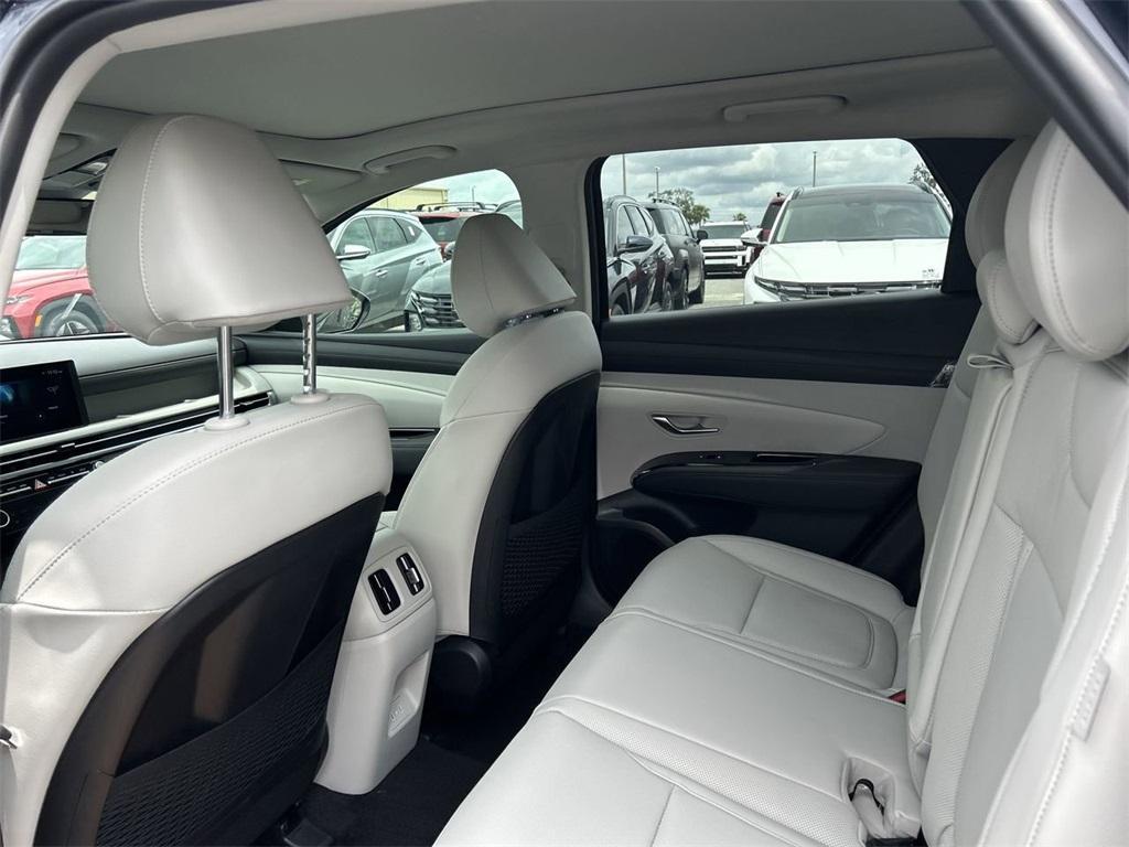 new 2025 Hyundai TUCSON Hybrid car, priced at $40,760