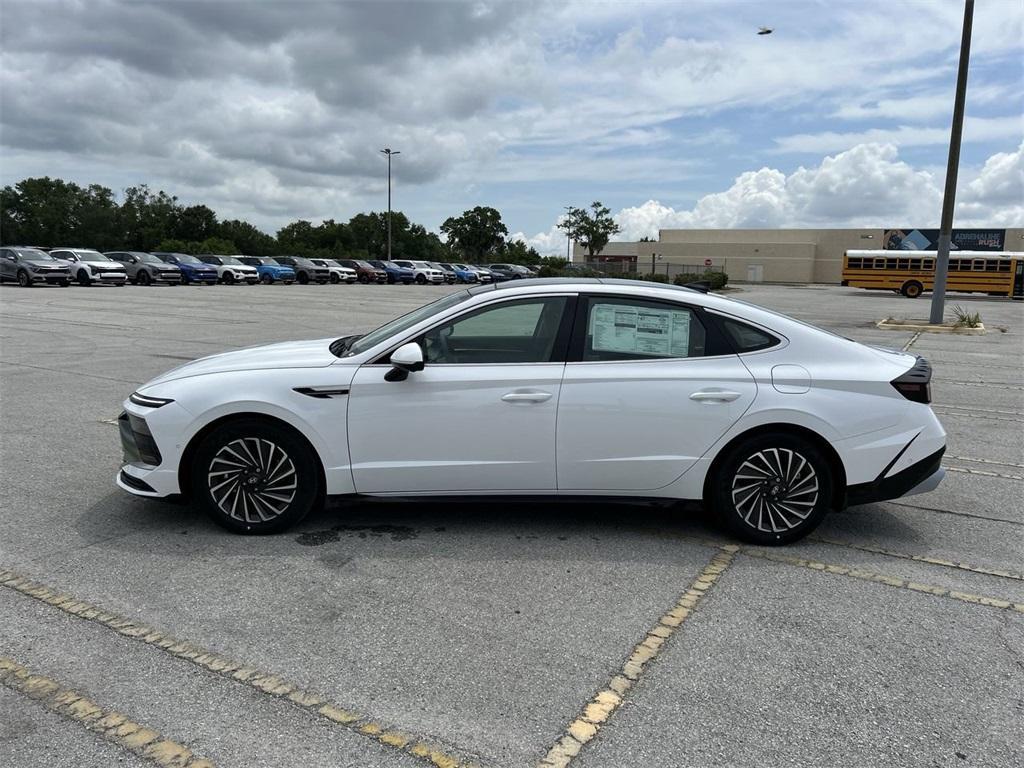 new 2025 Hyundai Sonata Hybrid car, priced at $37,533