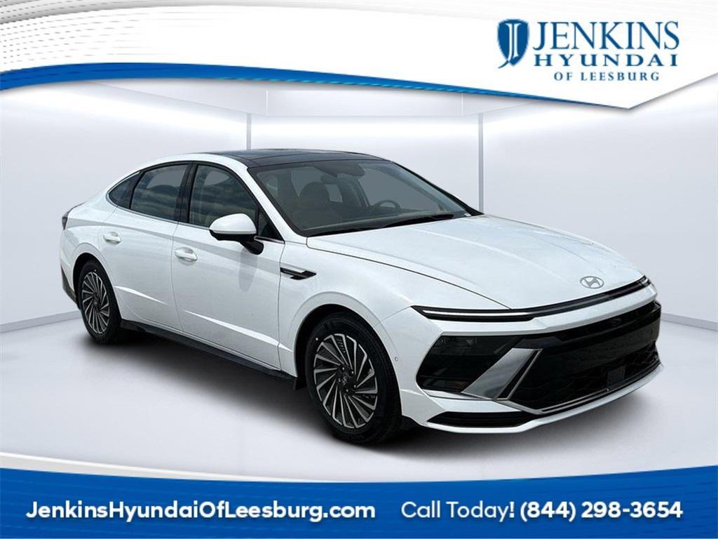 new 2025 Hyundai Sonata Hybrid car, priced at $37,533