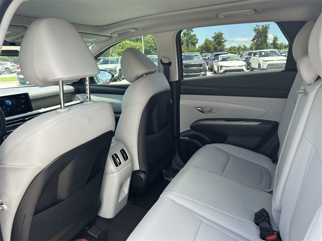 new 2025 Hyundai TUCSON Hybrid car, priced at $36,368